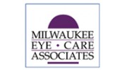 Optician in Milwaukee, WI
