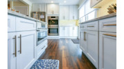 Custom Kitchen Cabinets
