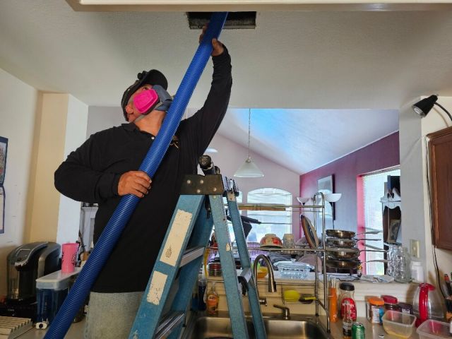 Professional air duct cleaning by TX air duct cleaning